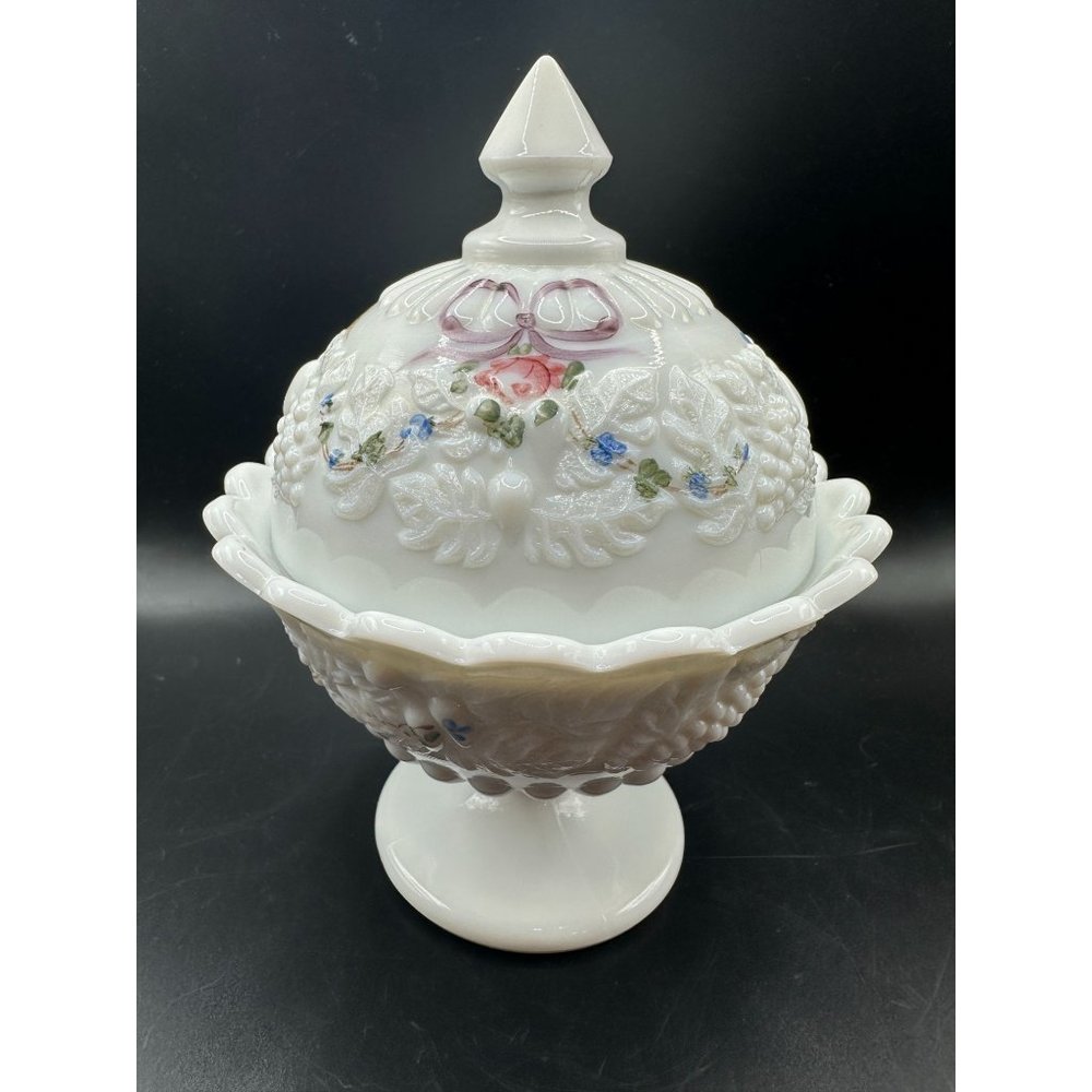 Vintage Westmoreland Della Robbia Lidded Milk Glass Candy Dish Signed Dated 1975
